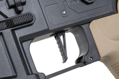 Karabinek ASG Specna Arms SA-F05-RL FLEX™ BLDC™ Light Ops Stock/ HAL ETU™ Gen. 2 Half-Tan