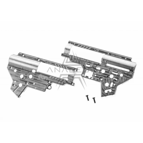 Skrzynia biegów GATE CNC aluminiowa EON V2 (8 mm) - srebrna