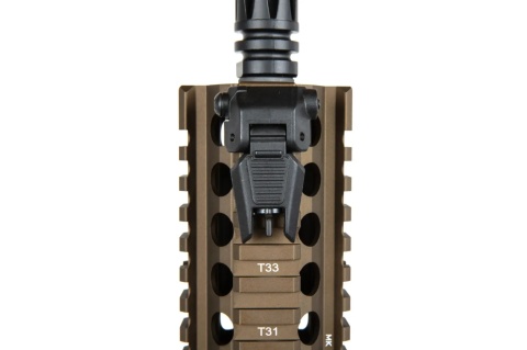 Karabinek ASG Specna Arms Daniel Defense® MK18 SA-P19 Prime™ HAL™ ETU z silnikiem bezszczotkowym Chaos Bronze Karabinek ASG Specna Arms Daniel Defense® MK18 SA-P19 Prime™ HAL™ ETU z silnikiem bezszczotkowym Chaos Bronze