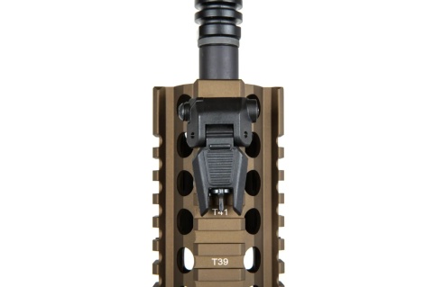 Karabinek ASG Specna Arms Daniel Defense® MK18 SA-P26 Prime™ HAL™ ETU z silnikiem bezszczotkowym Chaos Bronze Karabinek ASG Specna Arms Daniel Defense® MK18 SA-P26 Prime™ HAL™ ETU z silnikiem bezszczotkowym Chaos Bronze